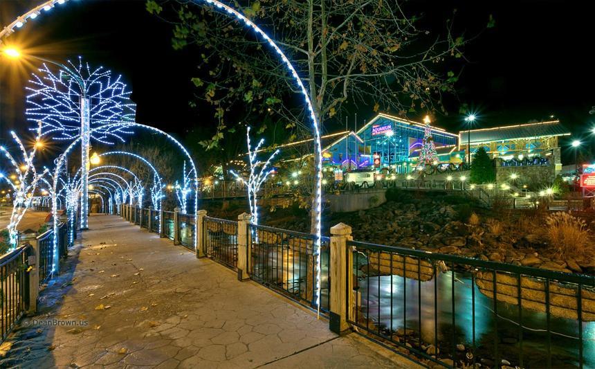 Four Seasons Holiday Home Гатлінбург Екстер'єр фото